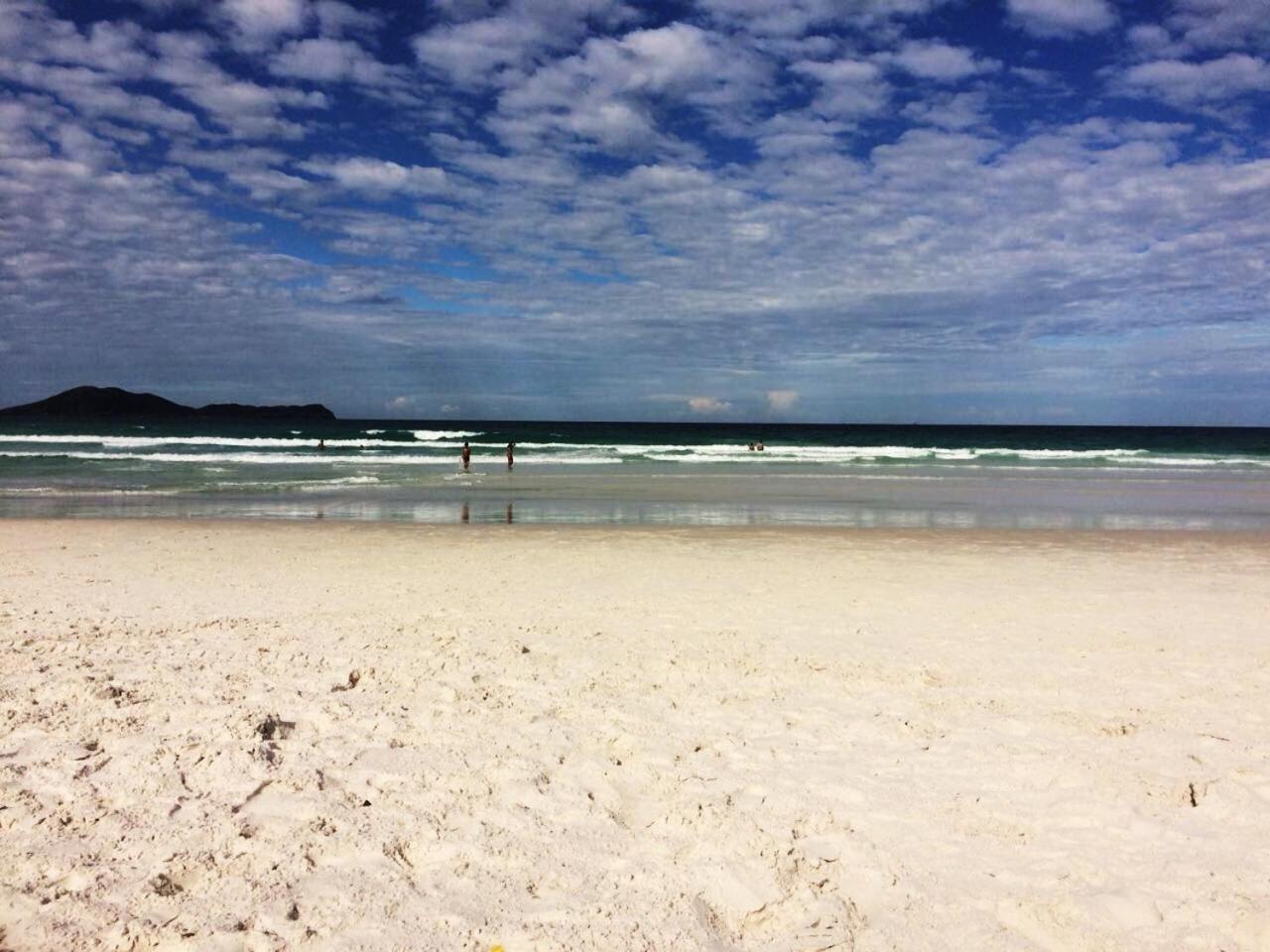 Banho de Mar em Cabo Frio Exterior foto